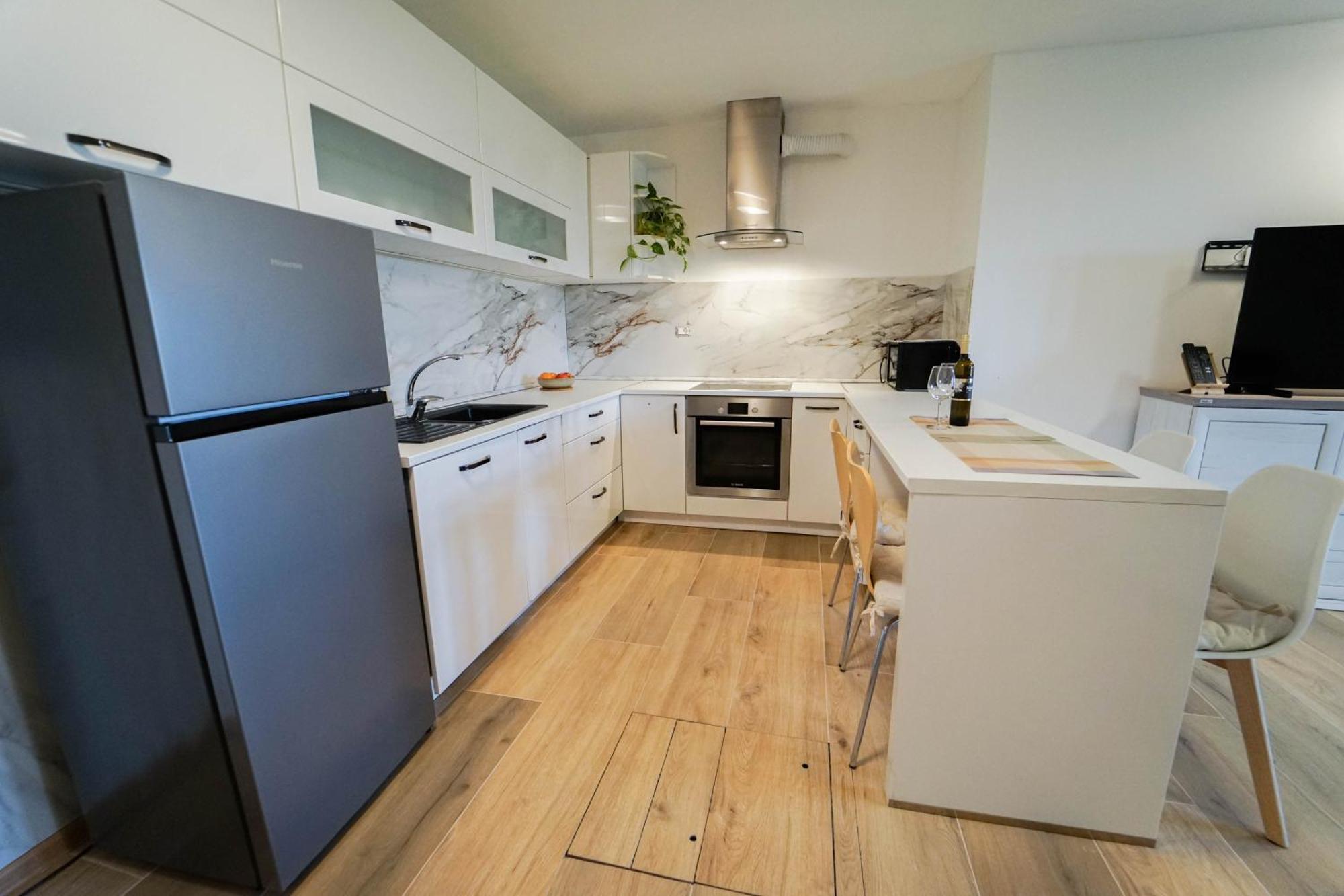 Apartment Moon Pobegi Eksteriør bilde