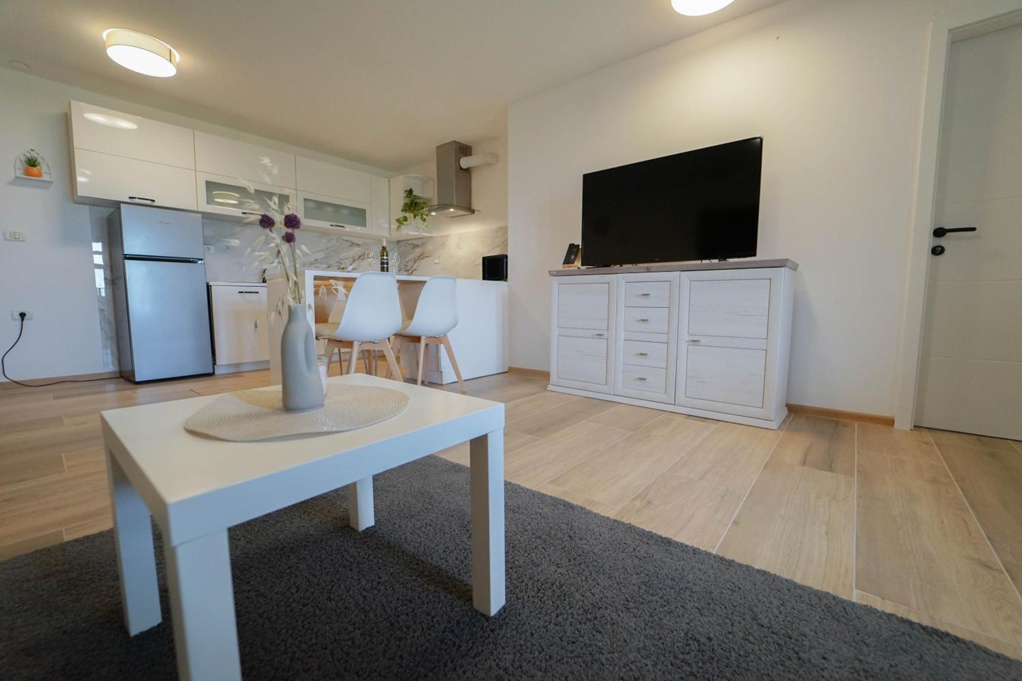 Apartment Moon Pobegi Eksteriør bilde